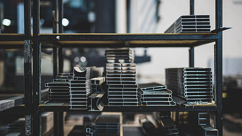 Všetko o hliníku, materiáli vonkajších parapetov